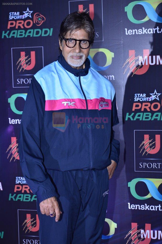 Amitabh Bachchan  at Pro Kabbadi Match in NSCI on 26th July 2014