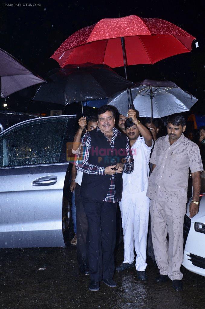 Shatrughan Sinha at IIAA Awards in Filmcity, Mumbai on 27th July 2014