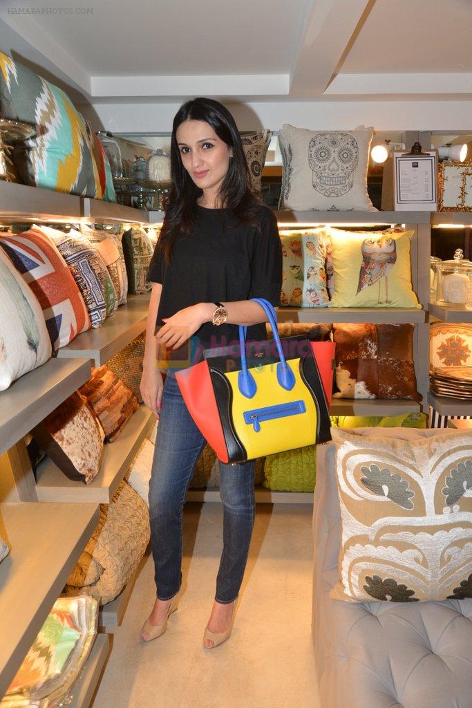 Anu Dewan at Houseproud.in hosts popup shop in The White Window on 31st July 2014