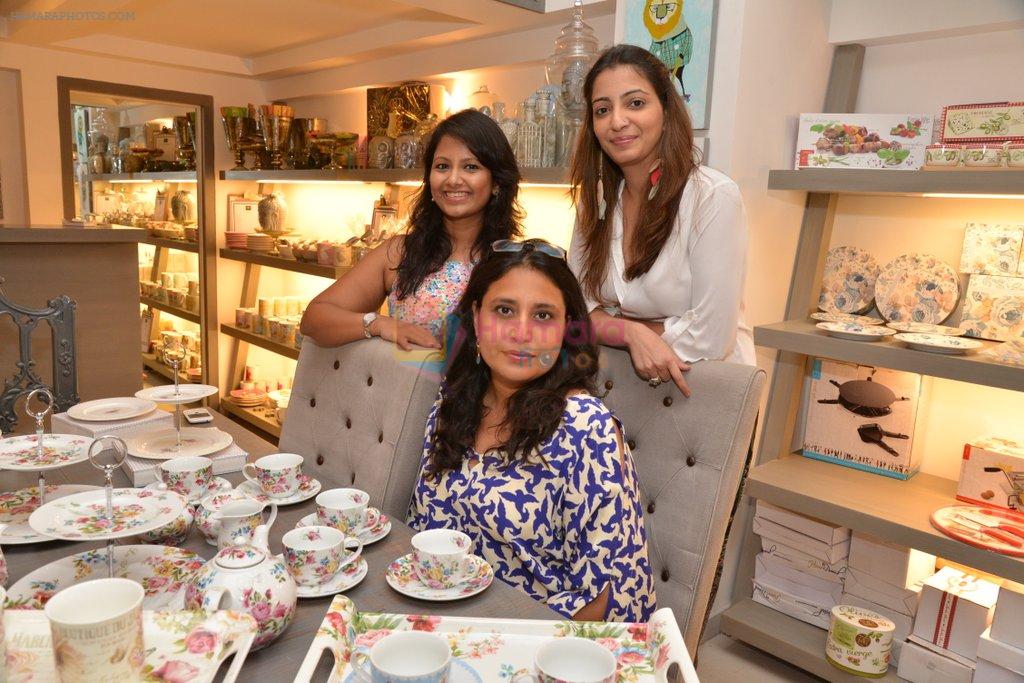 at Houseproud.in hosts popup shop in The White Window on 31st July 2014