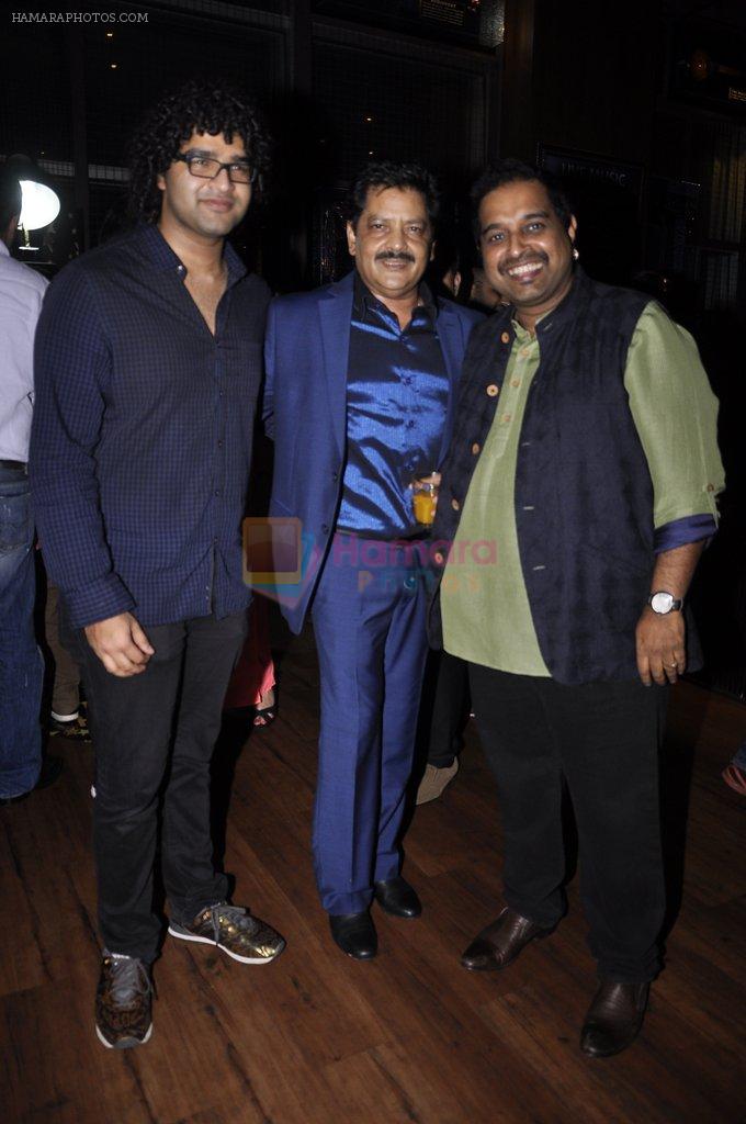 Shankar Mahadevan, Siddharth Mahadevan, Udit Narayan at Mirchi Top 20 Awards in Hard Rock Cafe, Mumbai on 1st Aug 2014