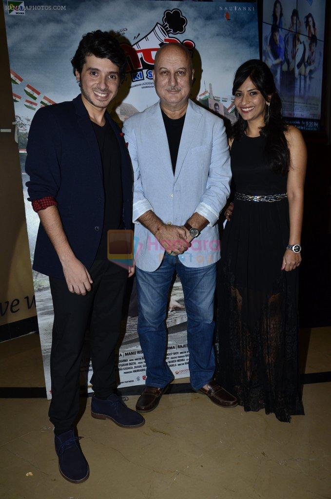 Divyendu Sharma, Anupam Kher, Aditi Sharma at the launch of trailer Ekkees Toppon Ki Salaami in PVR on 11th Aug 2014