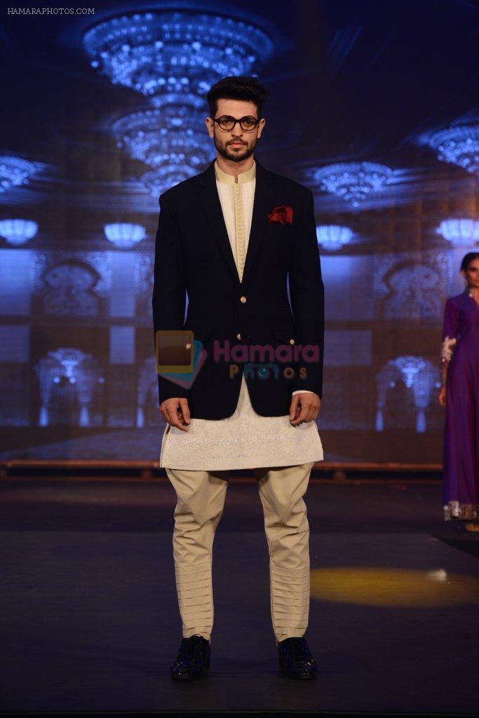 Model walks for Manish Malhotra Show in Mumbai on 14th Aug 2014