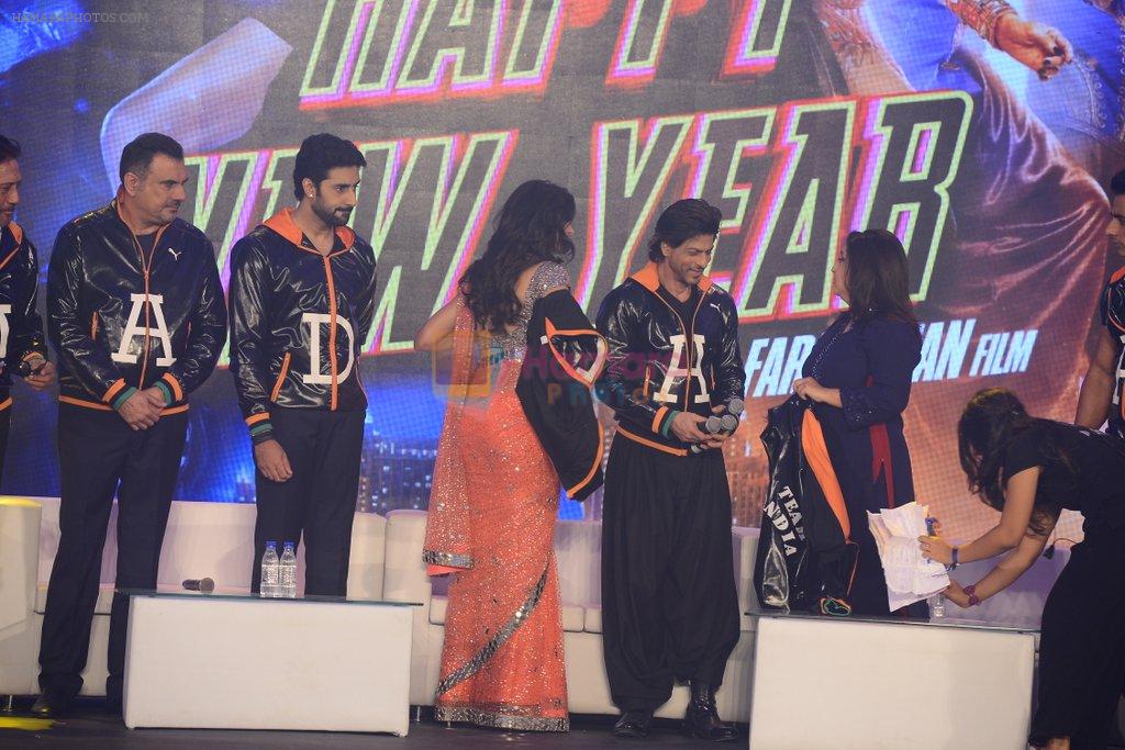 Shahrukh, Deepika, Boman, Farah, Abhishek at the Trailer launch of Happy New Year in Mumbai on 14th Aug 2014