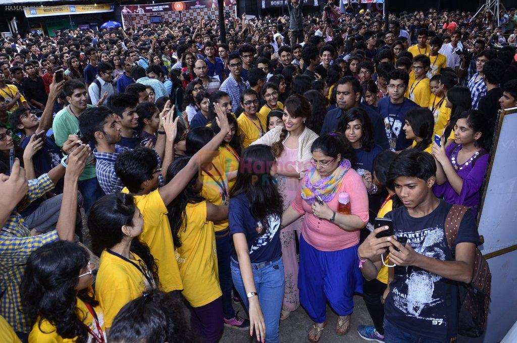 Bipasha Basu promotes Creature at Mithibai college fest in Mumbai on 16th Aug 2014