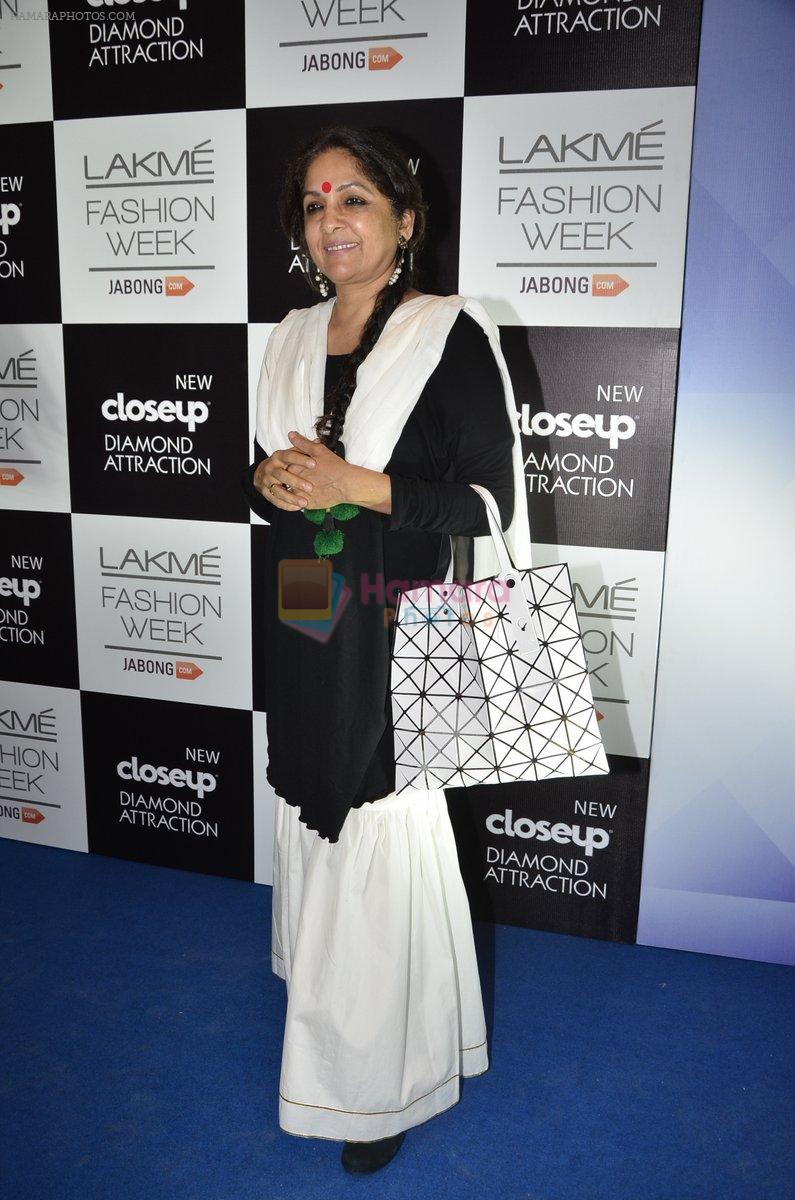 Neena Gupta on Day 1 at Lakme Fashion Week Winter Festive 2014 on 19th Aug 2014