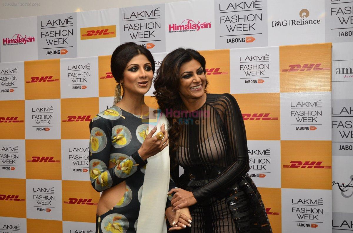Shilpa Shetty, Sushmita Sen on Day 1 at Lakme Fashion Week Winter Festive 2014 on 19th Aug 2014