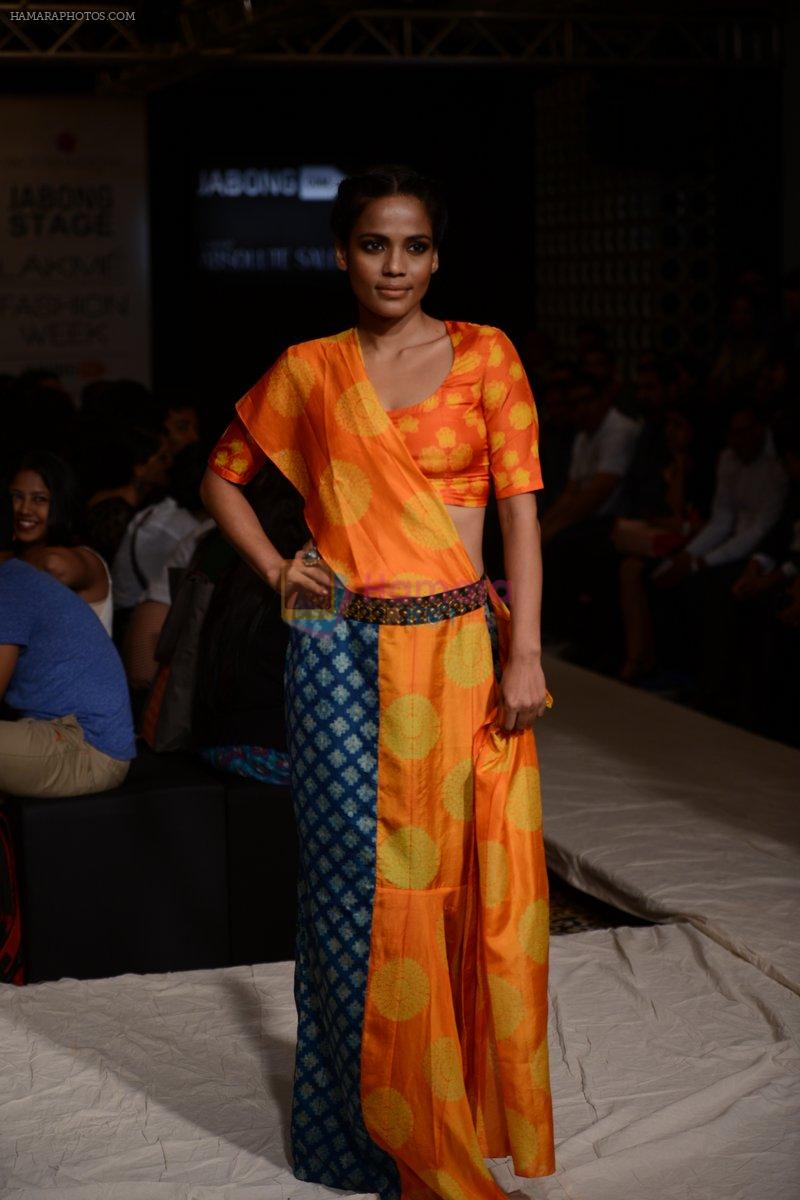 Model walk the ramp for Swati Vijaygarge at Lakme Fashion Week Winter Festive 2014 Day 3 on 21st Aug 2014