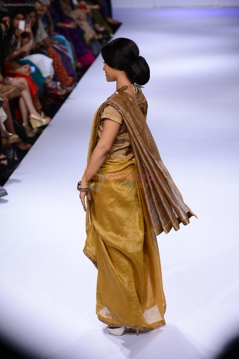Konkona Sen Sharma walk the ramp for Alavila at Lakme Fashion Week Winter Festive 2014 Day 3 on 21st Aug 2014