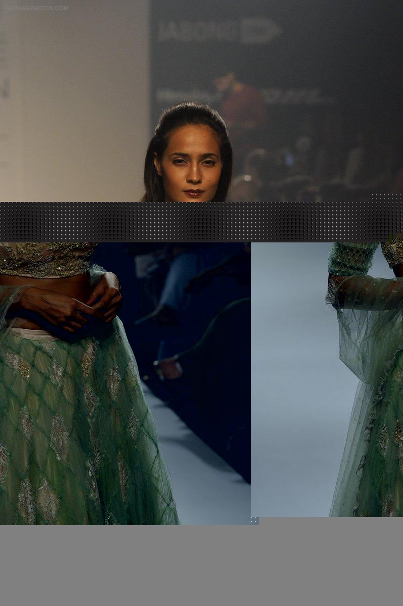 Model walk the ramp for Shehla Khan at LFW 2014 Day 5 on 23rd Aug 2014