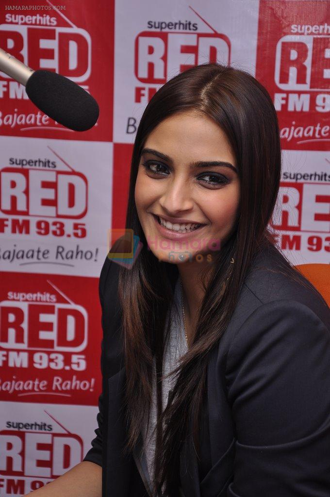 Sonam Kapoor at Red FM studios in Mumbai on 25th Aug 2014