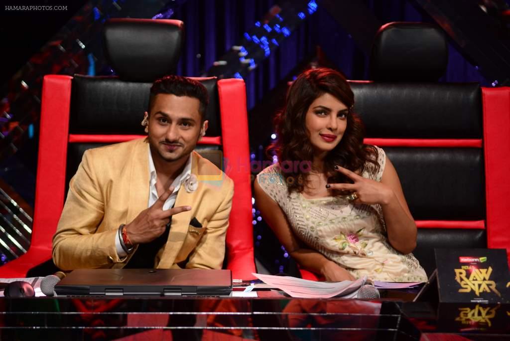 Yo Yo Honey Singh with Priyanka Chopara on India's Raw Star for the promotion of Mary Kom Catch the Episode on 31st August at 7 pm on Star Plus