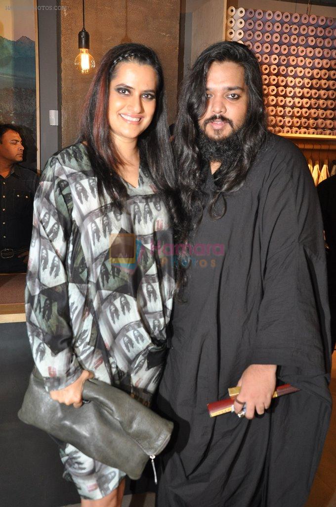 Sona Mohapatra at Levis Khadi Collection Launch in Khar on 26th Aug 2014