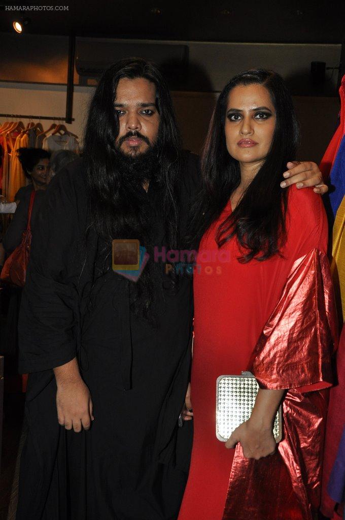 Sona Mohapatra at Kallol Datta preview in Khar on 26th Aug 2014