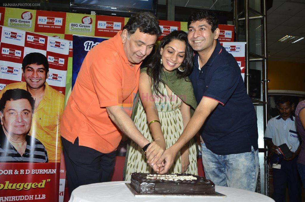 Rishi Kapoor celebrates his birthday with RJ Anirudh at 92.7 BIG FM on 27th Aug 2014