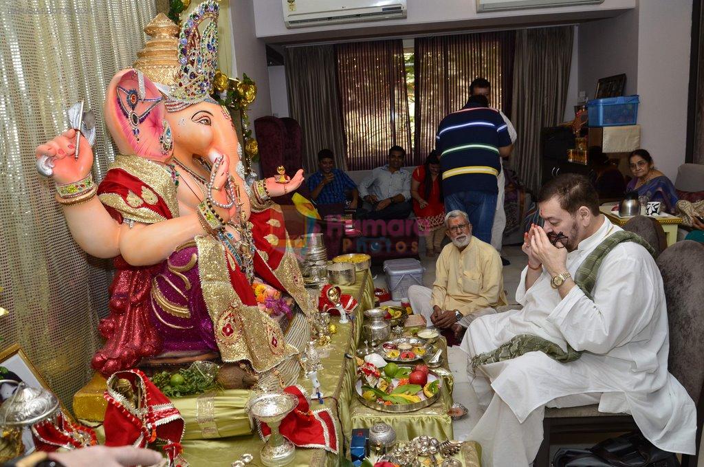 Neil Mukesh and Nitin Mukesh at Ganpati celebration in Mumbai on 29th Aug 2014