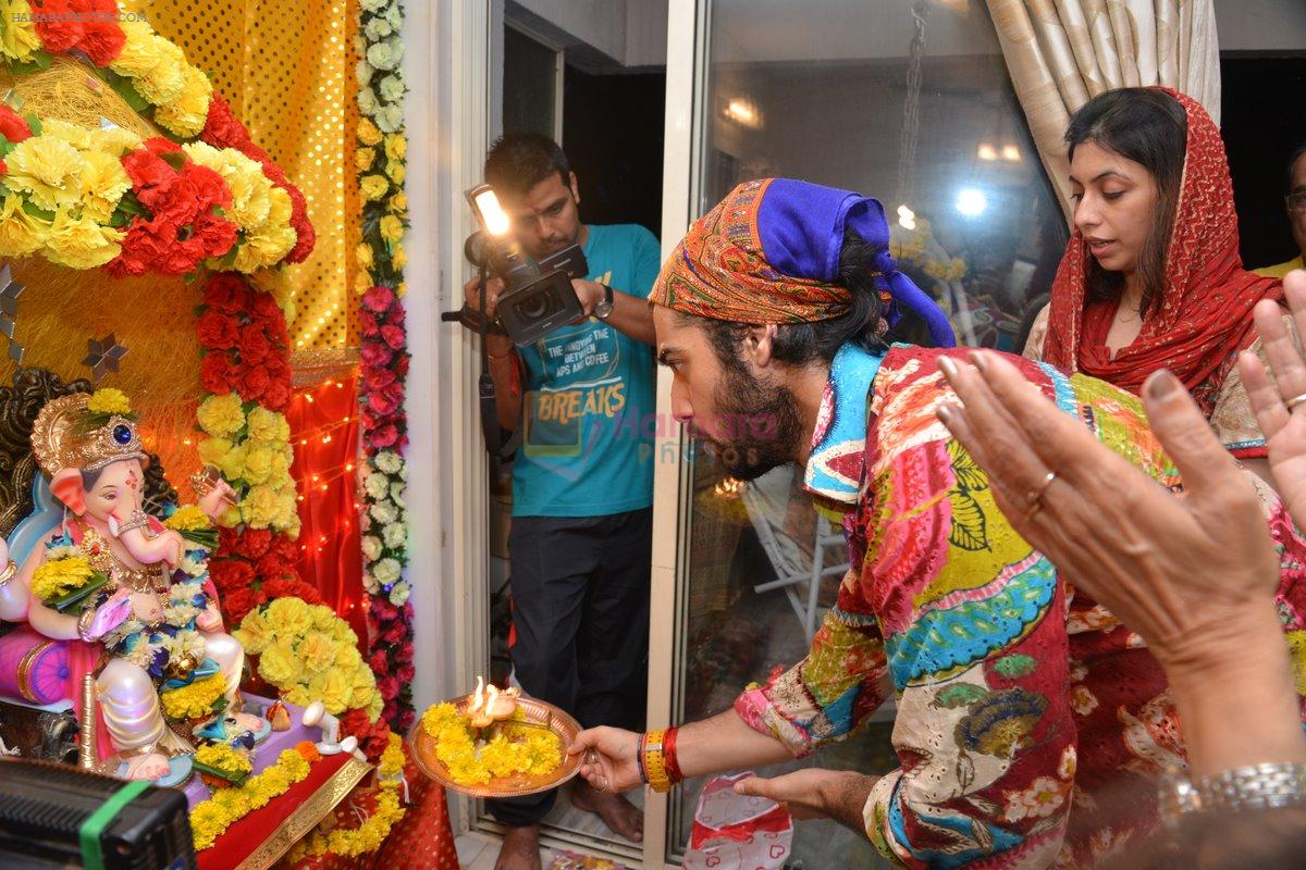Sharad Malhotra at Ganpati Celabration in Mumbai on 31st Aug 2014