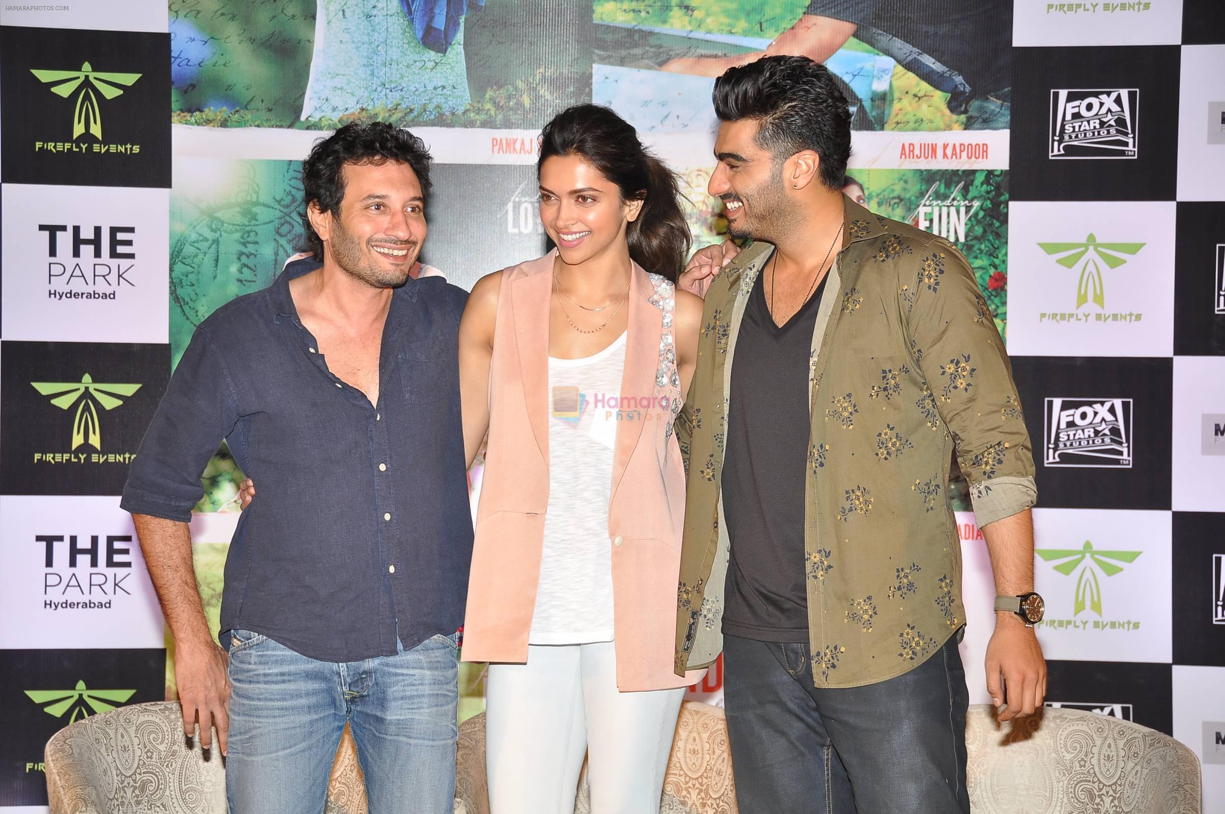 Deepika Padukone, Arjun Kapoor, Homi Adajania at Finding Fanny Promotional Event in Hyderabad on 2nd Sept 2014