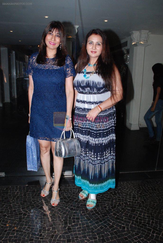 Poonam Dhillon at Simply Baatein show bash in Villa 69 on 3rd Sept 2014