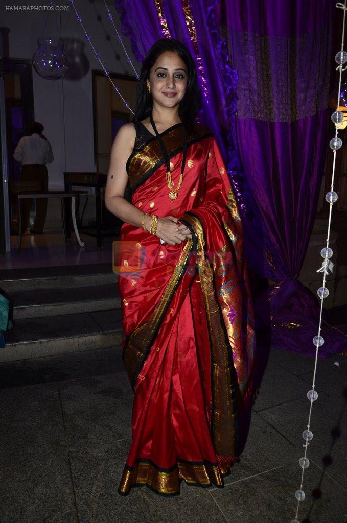 Mrinal Kulkarni at Nikitan Dheer wedding reception in ITC Grand Maratha on 3rd Sept 2014