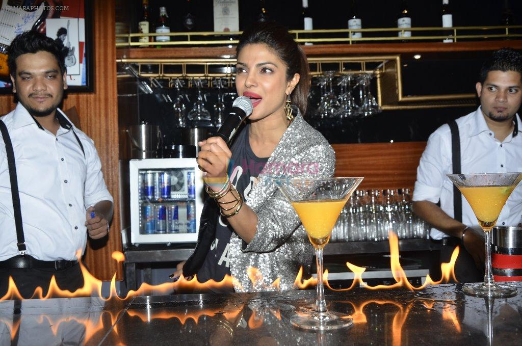 Priyanka Chopra launches brother's Mugshot lounge in Pune on 7th Sept 2014
