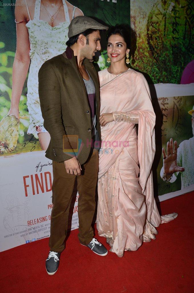 Deepika Padukone, Ranveer Singh at Finding Fanny screening for Big B in Sunny Super Sound on 10th Sept 2014