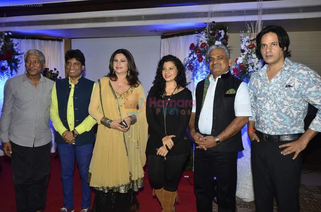 Kunika,Ashutosh Rana,Raju Shrivastav,Sambhavna ,Rahul attend Talk Show launch Apnaa Ilaaj Apne Haath- Body Cleasing Therapy by Dr. Piyush Saxena and show anchored by Kunickaa Sadanand on 12th Sept 2014