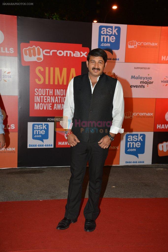 Manoj Tiwari on day 2 of Micromax SIIMA Awards red carpet on 13th Sept 2014