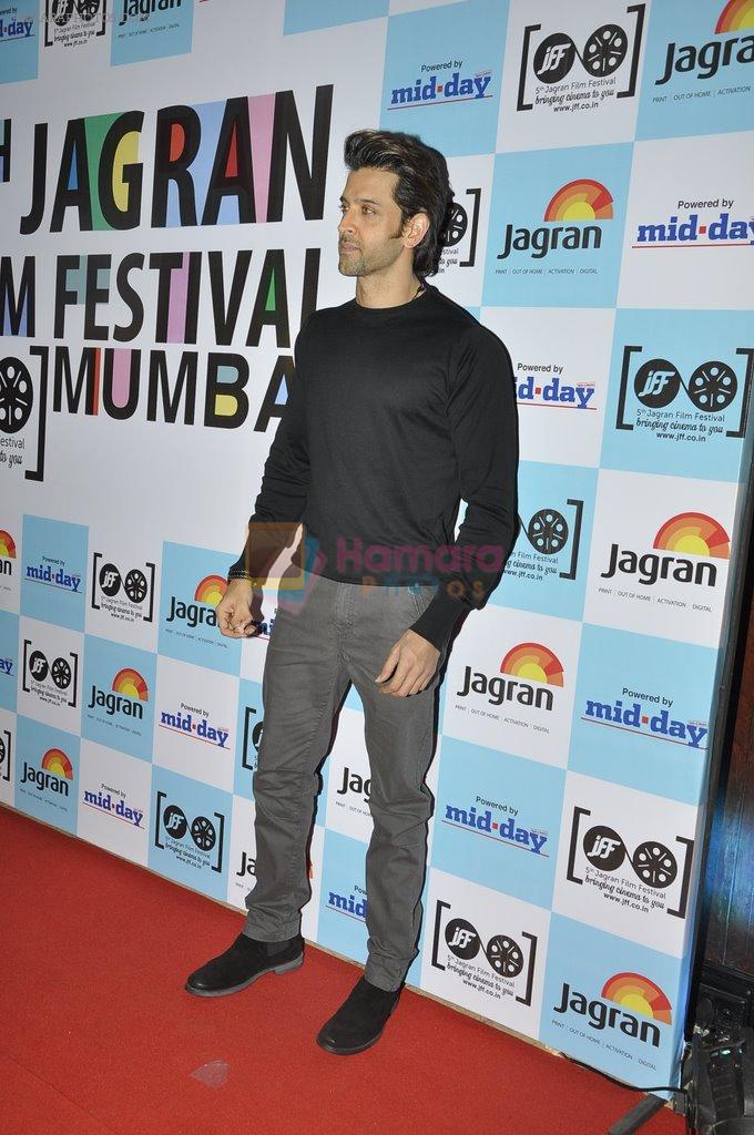 Hrithik Roshan at Jagran Film fest in Taj Lands End on 14th Sept 2014