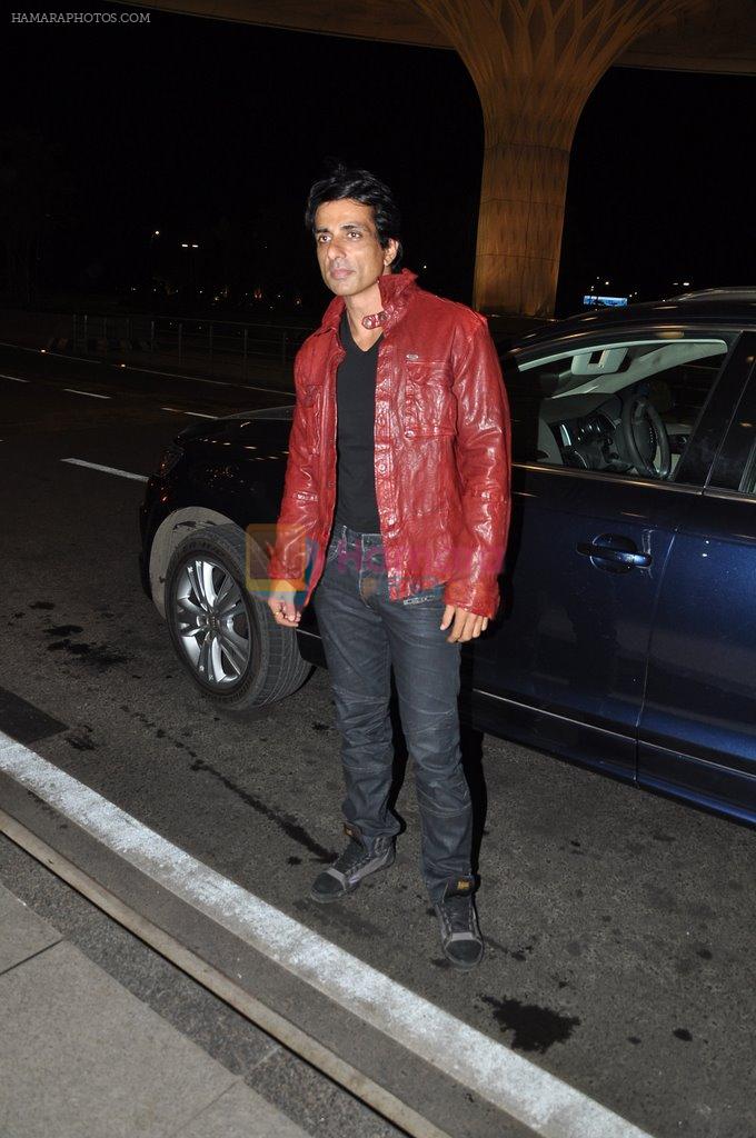 Sonu Nigam & team leave for Slam Tour on 16th Sept 2014