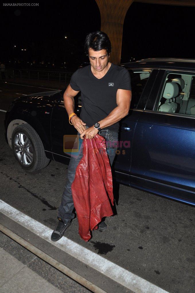 Sonu Nigam & team leave for Slam Tour on 16th Sept 2014
