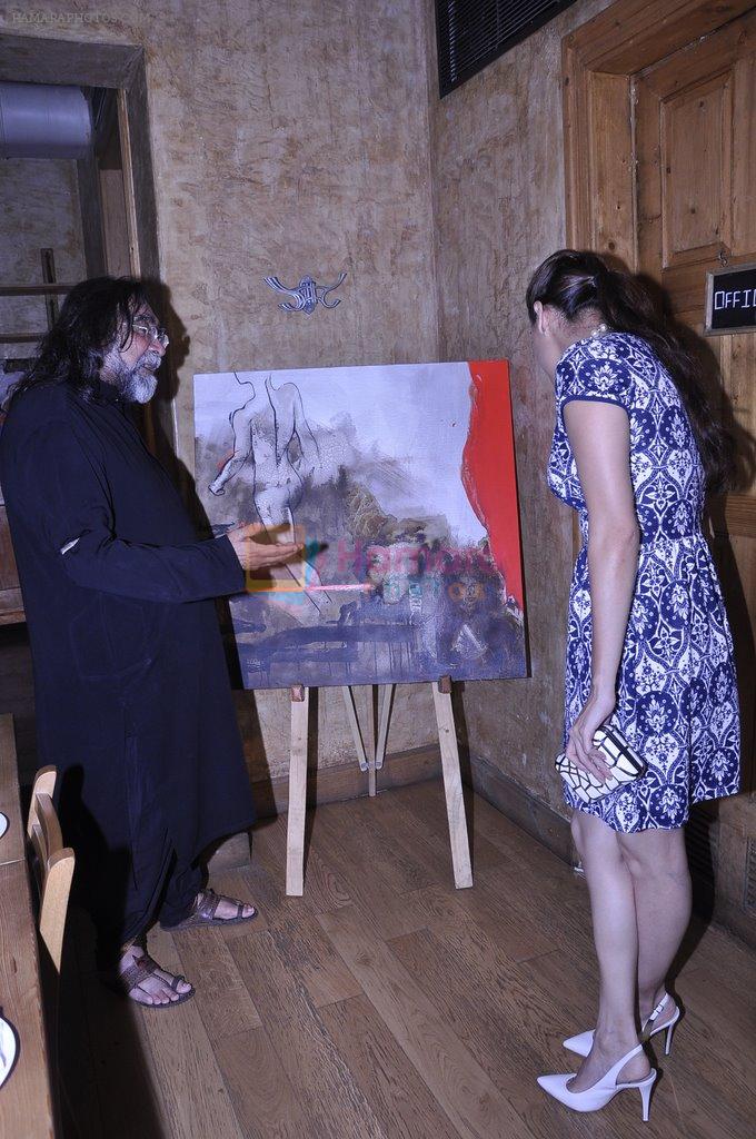 Dia Mirza at Jayam Lamba's art exhibition in Colaba on 18th Sept 2014
