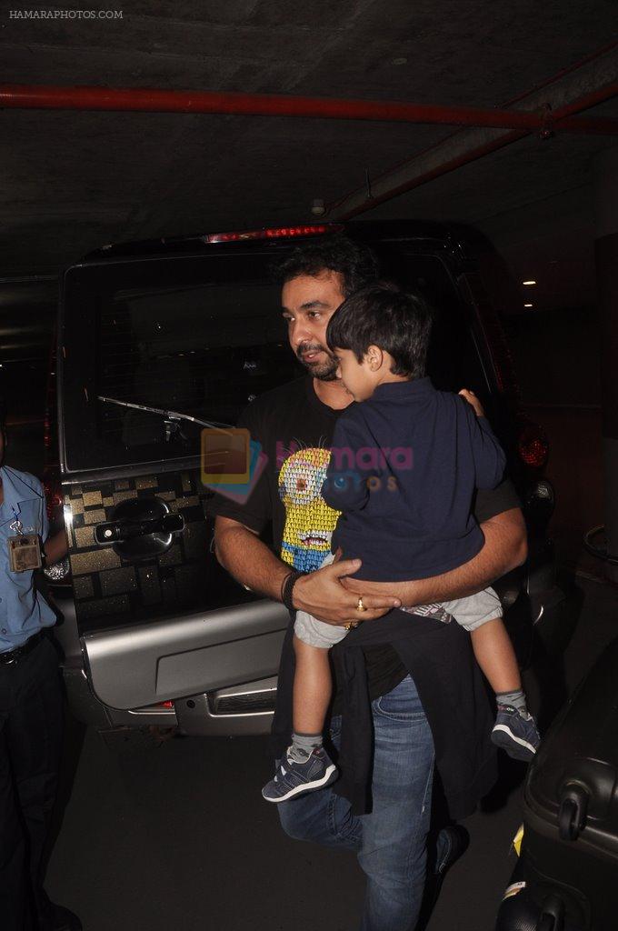 Raj Kundra and son in International Airport on 20th Sept 2014