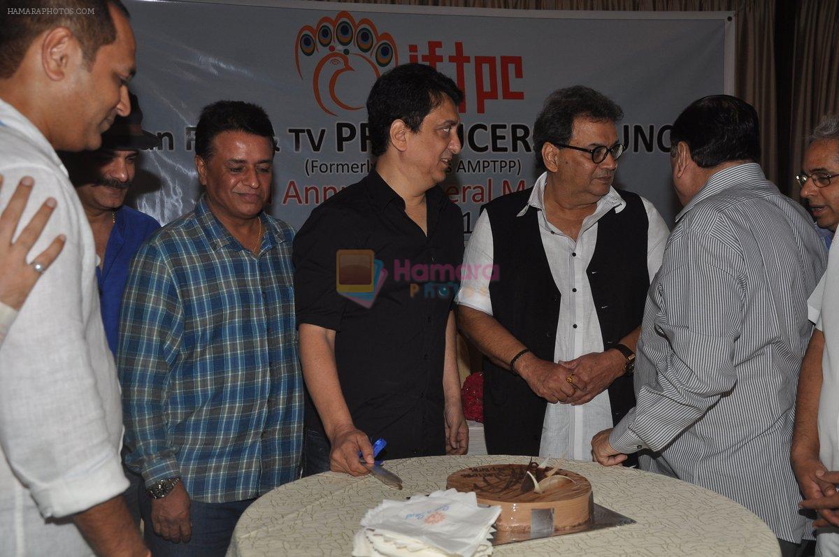 Sajid Nadiadwala, Subhash Ghai, Jamnadas Majethia at IFTPC meet in Sun N Sand, Juhu on 24th Sept 2014