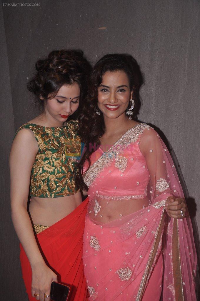 Tia Bajpai, Sasha Agha at Desi Kattey premiere in Fun on 25th Sept 2014