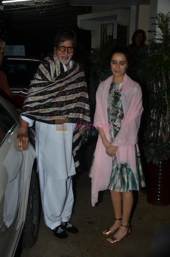 Amitabh Bachchan, Shraddha Kapoor at Haider screening in Sunny Super Sound on 30th Sept 2014