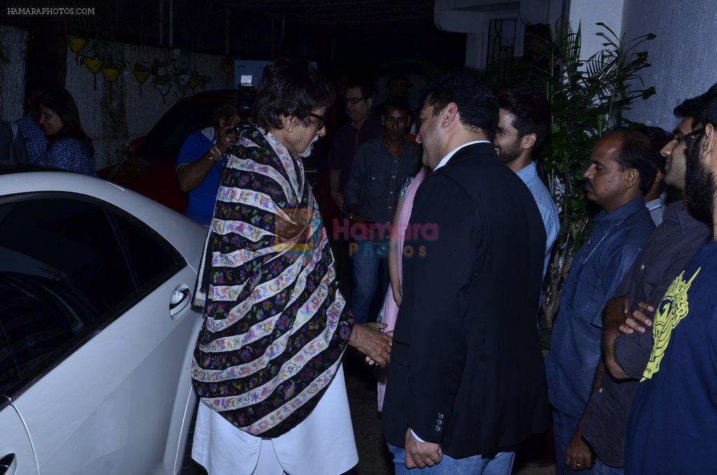 Amitabh Bachchan,Shahid Kapur, Siddharth Roy Kapur at Haider screening in Sunny Super Sound on 30th Sept 2014