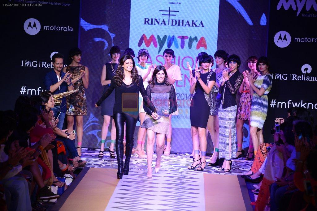 Sushmita Sen walks for Rina Dhaka at Myntra fashion week day 1 on 3rd Oct 2014