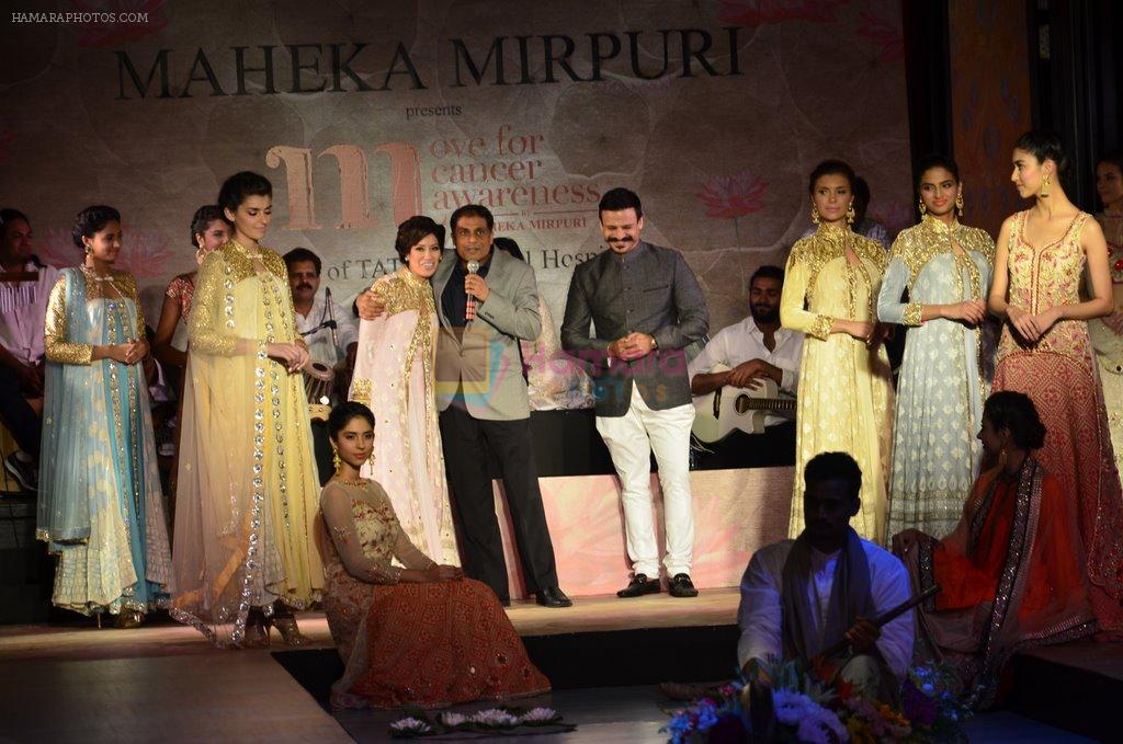Vivek Oberoi walks for Maheka Mirpuri's show for cancer cause in Taj Hotel, Mumbai on 6th Oct 2014