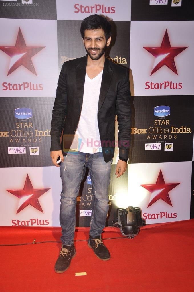 at Star Plus box Office Awards in Mumbai on 9th Oct 2014