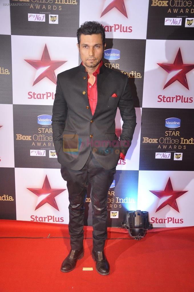 Randeep Hooda at Star Plus box Office Awards in Mumbai on 9th Oct 2014