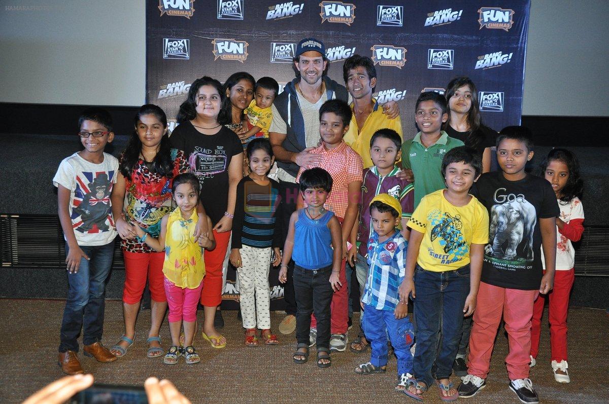 Hrithik Roshan graces special Bang Bang show for Kids in Mumbai on 16th Oct 2014