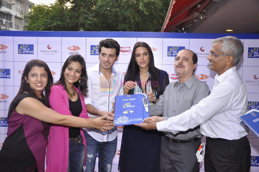 Aditi Sharma, Divyendu Sharma, Neha Dhupia  at Bombay Blues brailler menu launch - a Mirchi cares initiative in bandra, Mumbai on 16th Oct 2014