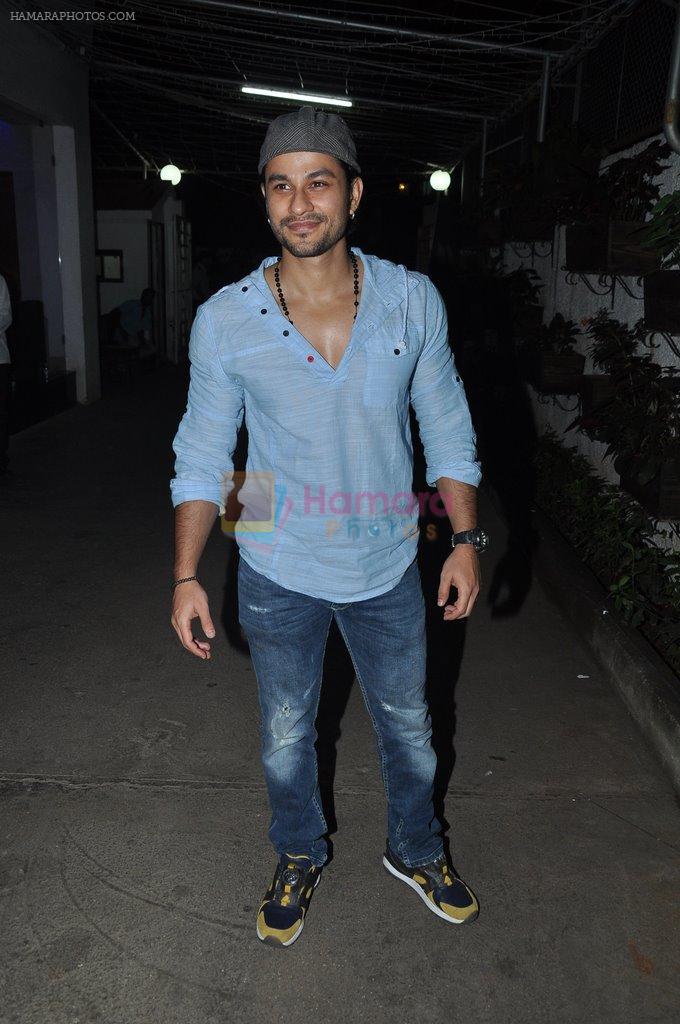 Kunal Khemu snapped at Hollywood screening in Sunny Super Sound on 17th Oct 2014