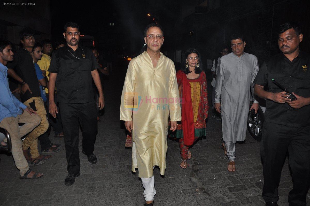 Vidhu Vinod Chopra at Aamir Khan's Diwali Bash in Mumbai on 23rd Oct 2014