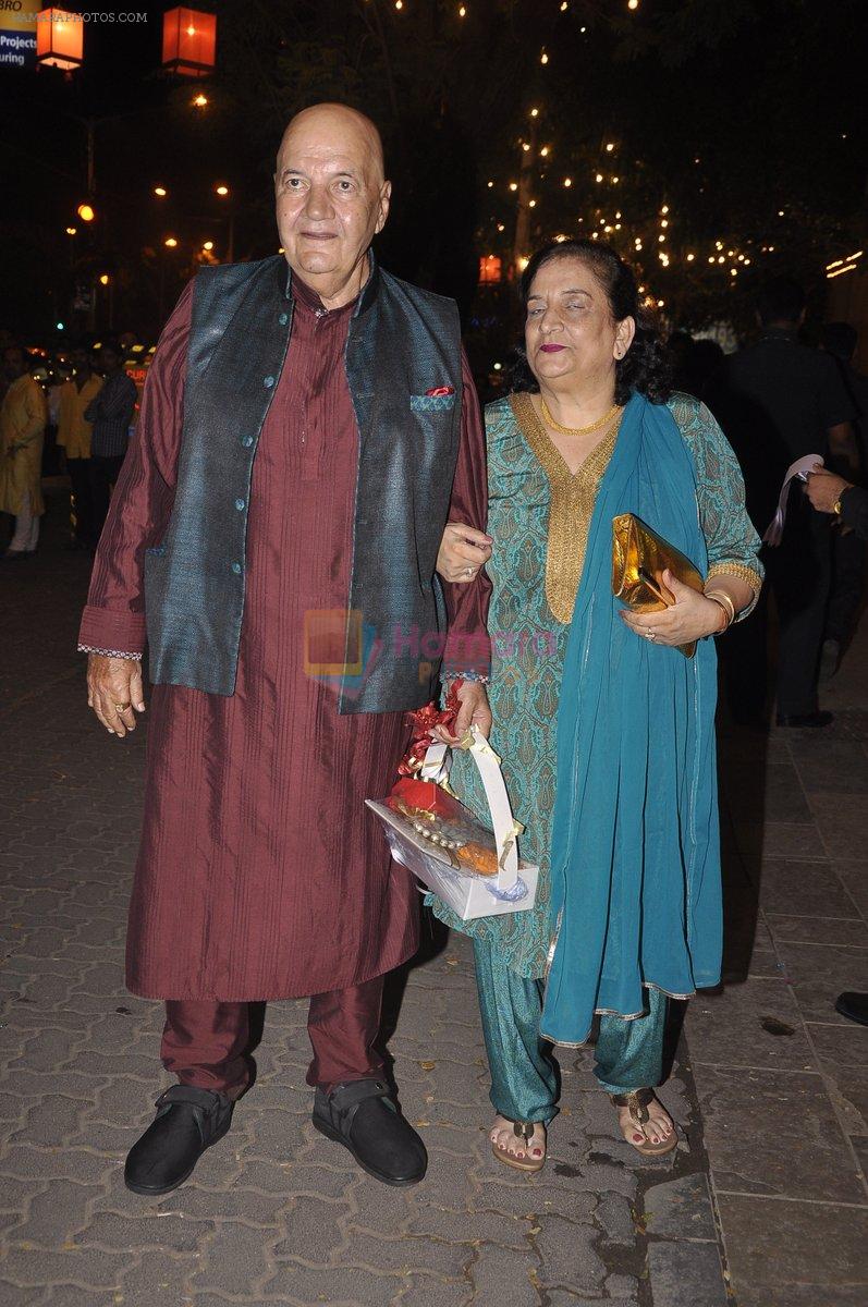 Prem Chopra at Amitabh Bachchan and family celebrate Diwali in style on 23rd Oct 2014
