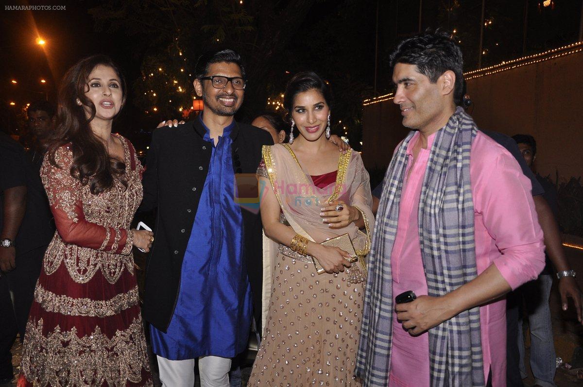 Urmila Matondkar, Manish Malhotra, Sophie Chaudhary at Amitabh Bachchan and family celebrate Diwali in style on 23rd Oct 2014