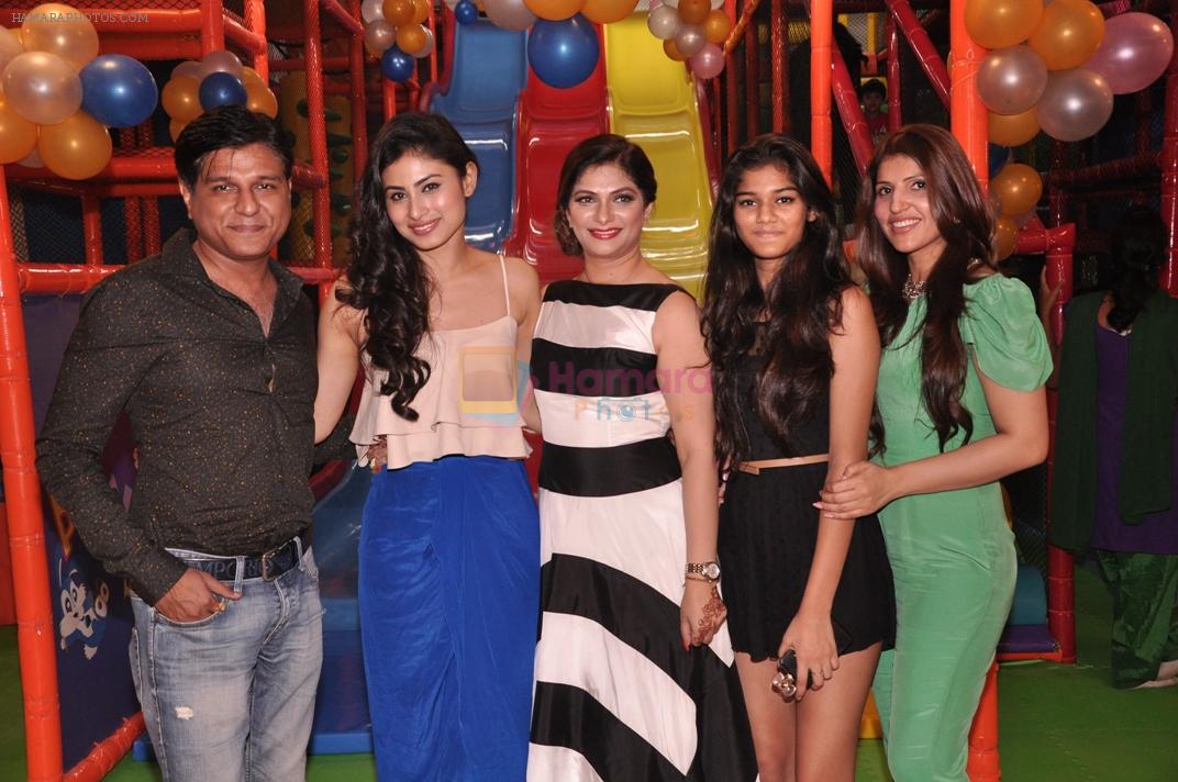Mouni Roy at the launch of a new play around centre in Kandivali  on 25th Oct 2014