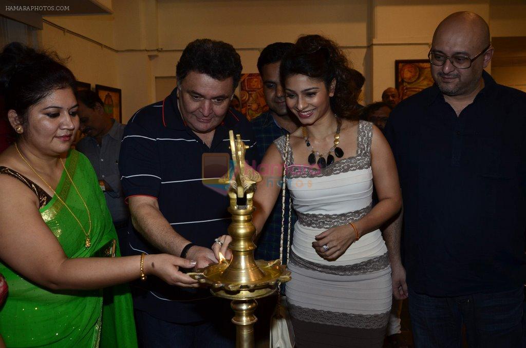Rishi Kapoor, Tanisha Mukherjee at Dr.Seema Chaudhary & Nitin Chaudhary's art show inauguration in Prince of Vales on 26th Oct 2014