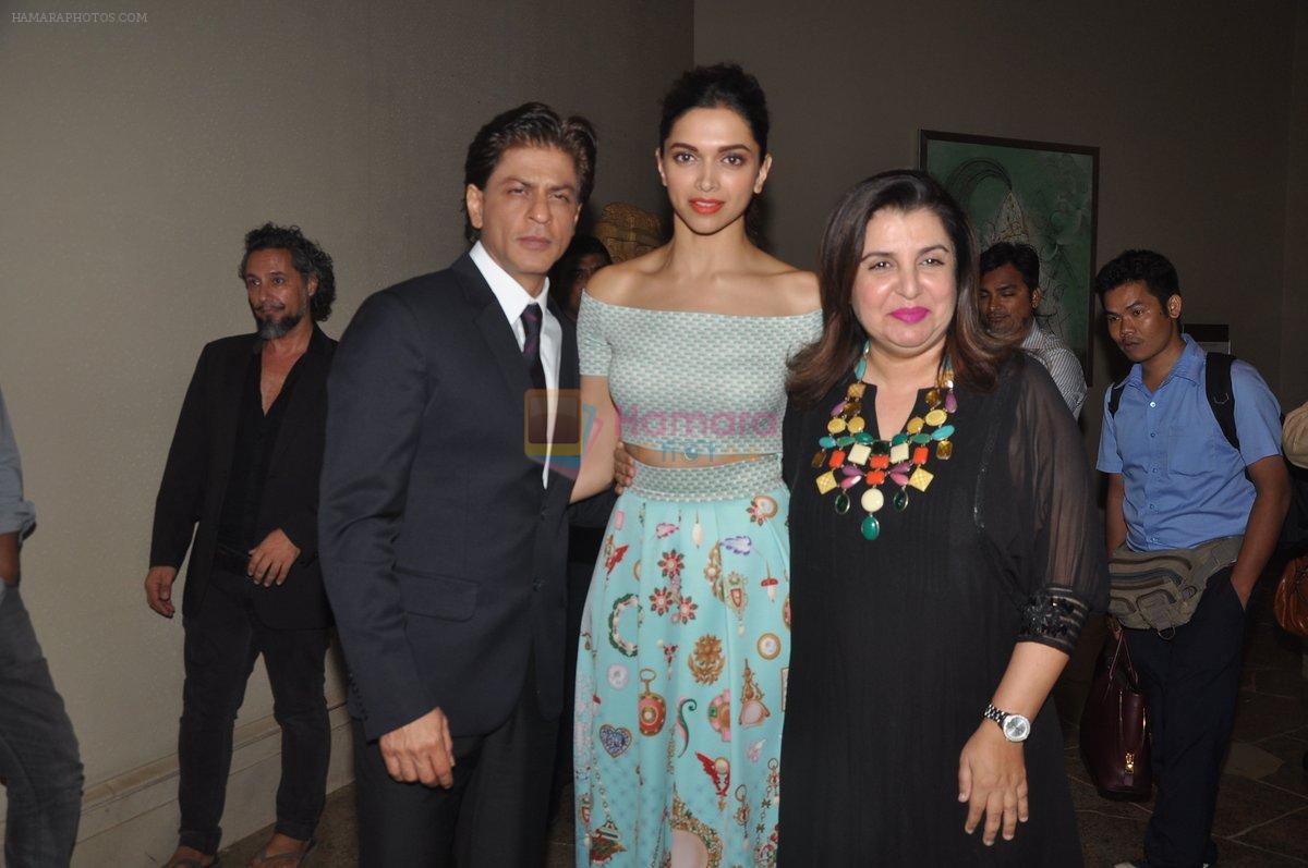 Shah Rukh Khan, Farah Khan, Deepika Padukone at Sharabi song launch from movie happy new year in Mumbai on 28th Oct 2014